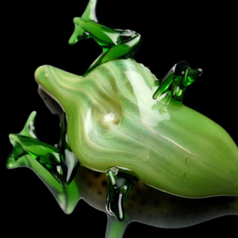 5" FROG GLASS HAND PIPE