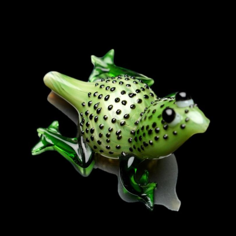 5" FROG GLASS HAND PIPE