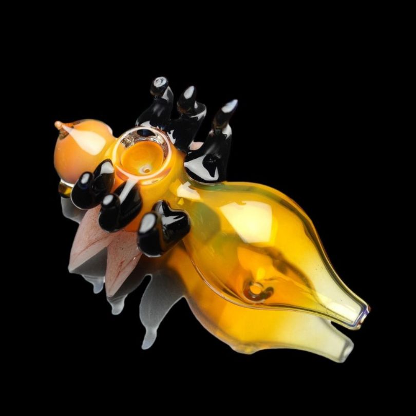 5" HONEY BEE GLASS HAND PIPE