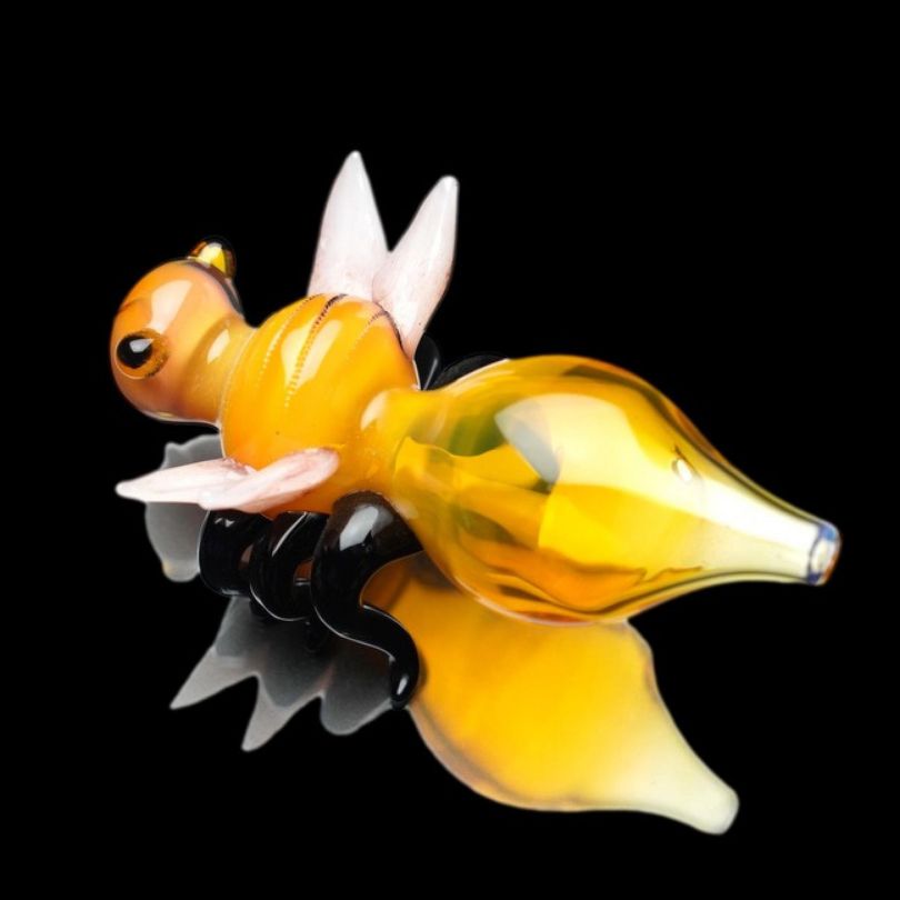 5" HONEY BEE GLASS HAND PIPE