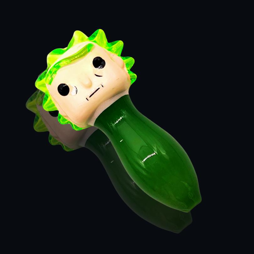 RIDDLES GLASS HAND PIPE