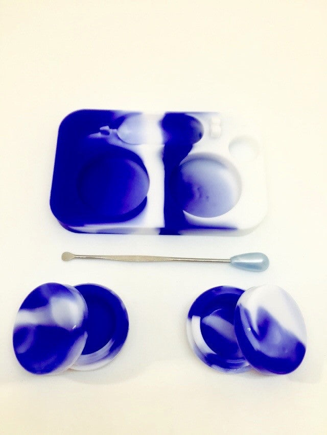 Silicone Container w/ Dab Tool + Stand