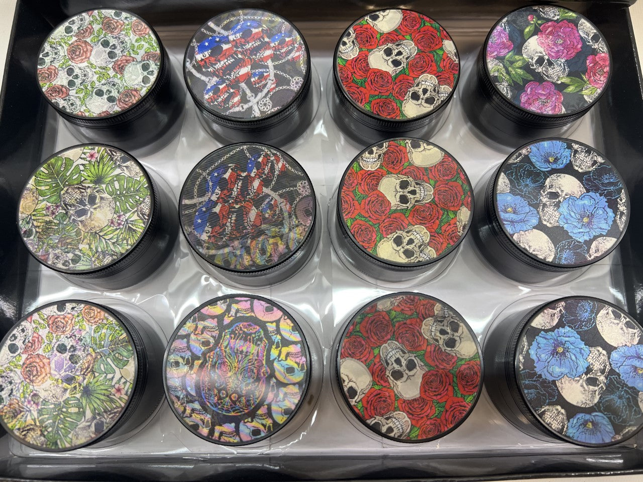 50MM MIX DESIGNS METAL GRINDER BOX OF 12CT