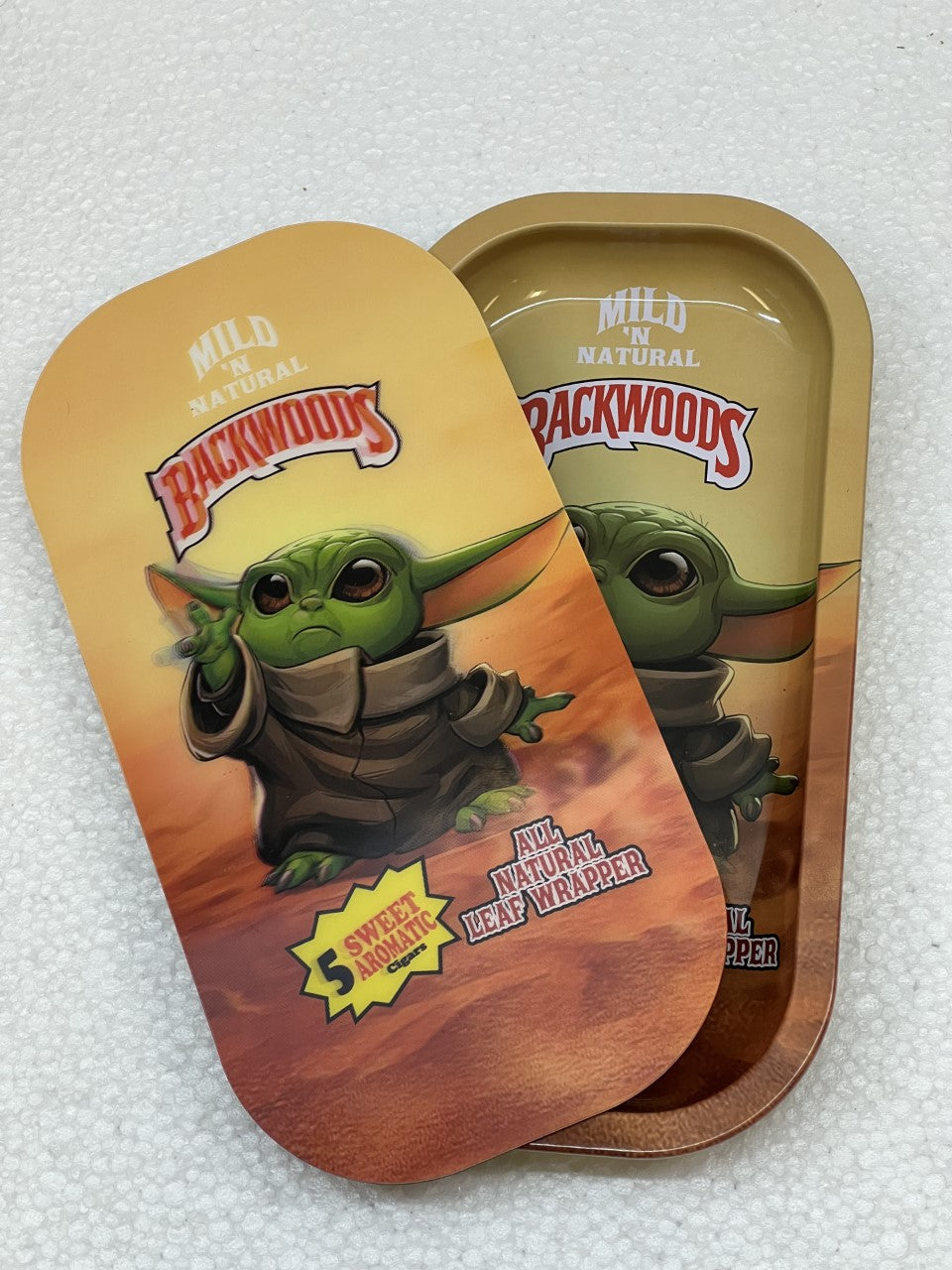 ROLLING TRAY WITH 3D MAGNETIC LID