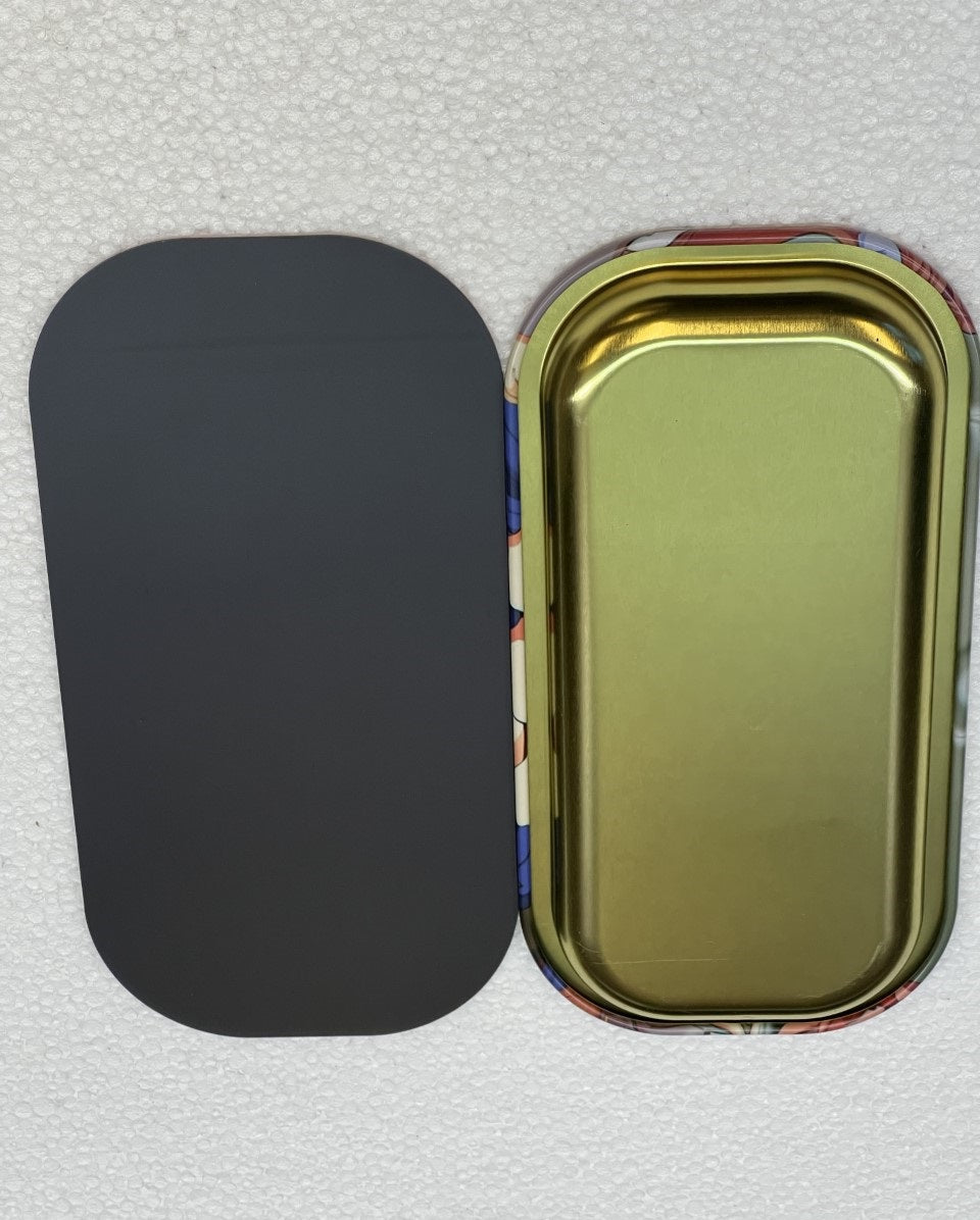 ROLLING TRAY WITH 3D MAGNETIC LID