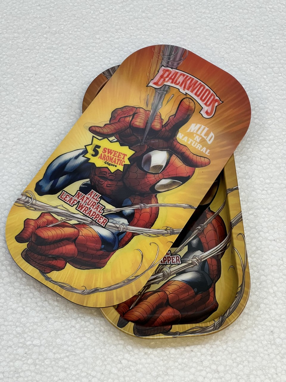 ROLLING TRAY WITH 3D MAGNETIC LID